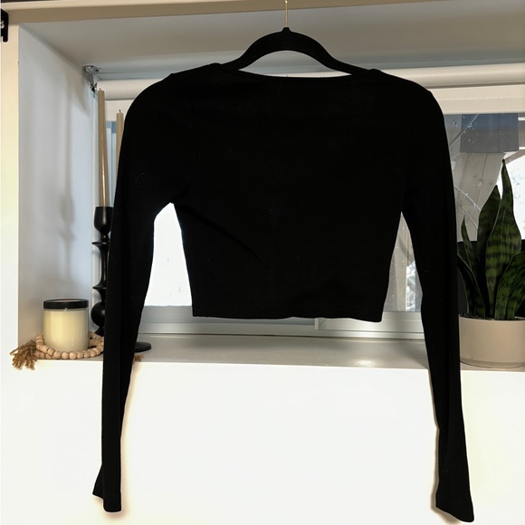 Button up Long Sleeve - Picture 5 of 5